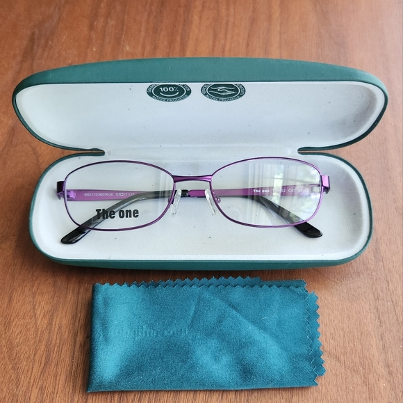 "The One" Glasses Frames Purple purchased in France NEW - Picture 1 of 10